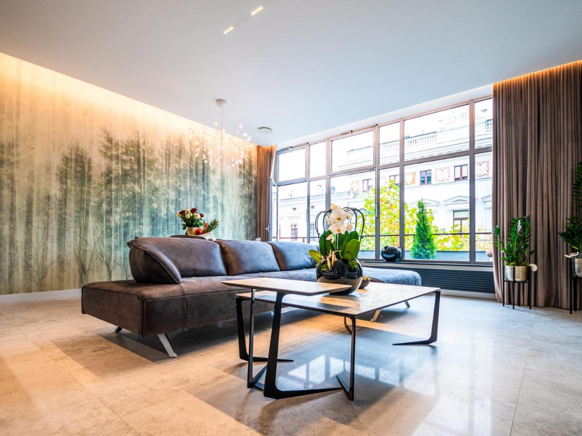 Pietryna Apartments Luxury - Sauna , Jacuzzi , Bezposrednio Przy Ul Piotrkowskiej ウッチ エクステリア 写真